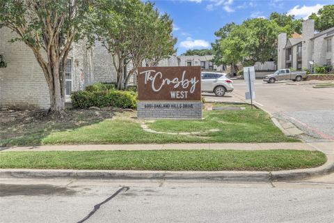 6040 Stoneybrook Drive, Fort Worth, TX 76112 — photo 3