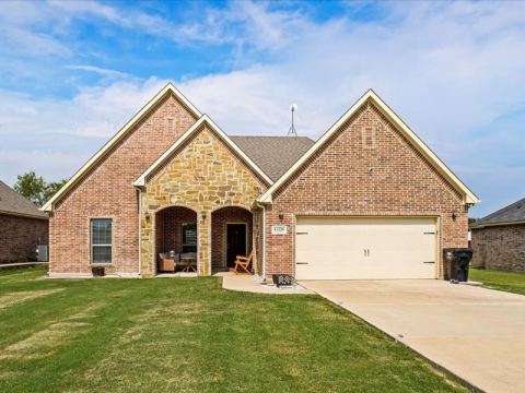 13216 County Road 237, Terrell