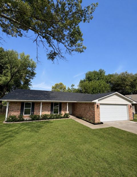 102 S Sendero Drive, Decatur