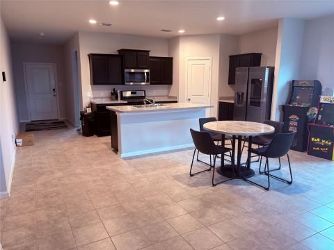 16721 Porterfield Lane, Justin, TX 76247 — photo 3