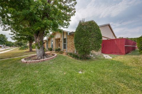 450 Woodhurst Drive, Coppell, TX 75019 — photo 2