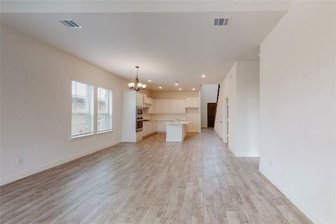 10801 Hamblin Trail, McKinney, TX 75071 — photo 2