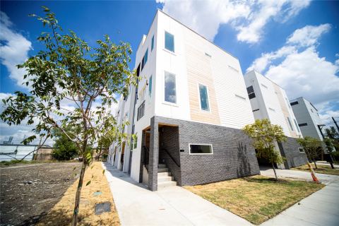 2804 Weisenberger Street 233, Fort Worth