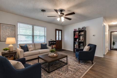 2002 Winthrop Street, Irving, TX 75061 — photo 2