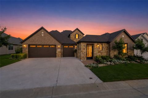 8113 Cocobolo Drive, Denton, TX 76207 — photo 3