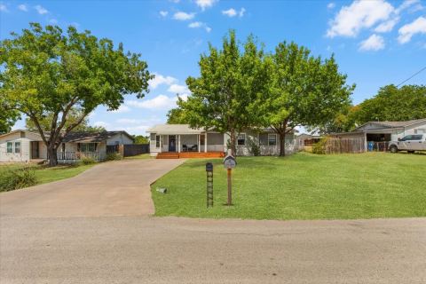 124 James Street, Aledo, TX 76008 — photo 2