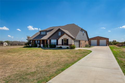 3841 J E Woody Road, Springtown, TX 76082 — photo 2