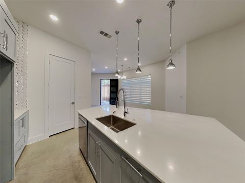 2343 Vagas Street 2343, Dallas, TX 75219 — photo 3