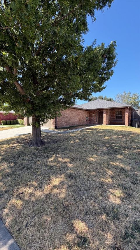 1035 Port Isabel Drive, Little Elm