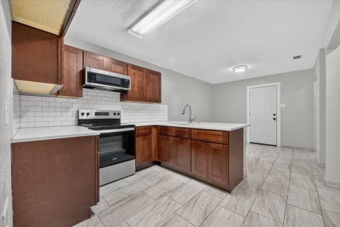 5304 Carol Avenue, Fort Worth, TX 76105 — photo 3