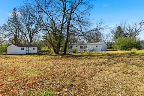 227 Sheryl Lane, Denison, TX 75021 — photo 2