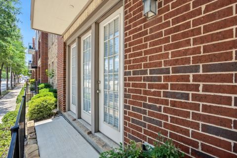 950 Henderson Street 1104, Fort Worth, TX 76102 — photo 2