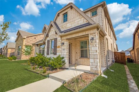 1448 Sun Garden Way, Justin, TX 76247 — photo 2