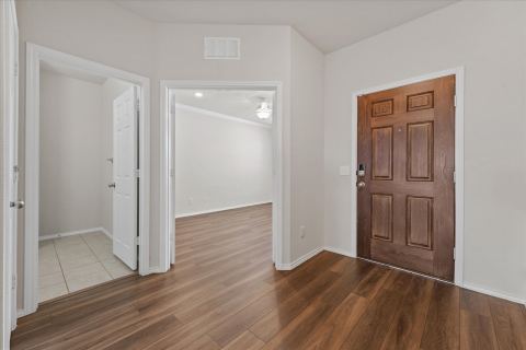 824 Lemongrass Court, Fort Worth, TX 76131 — photo 2