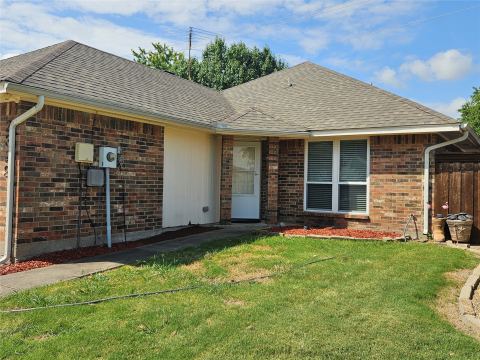 2329 Shalimar Drive, Garland, TX 75040 — photo 2
