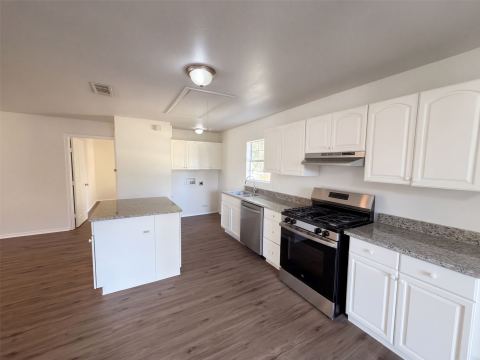 1710 Cumberland Drive, Garland, TX 75040 — photo 2