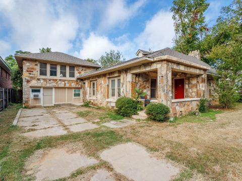 544 N Clinton Street, Stephenville, TX 76401 — photo 2