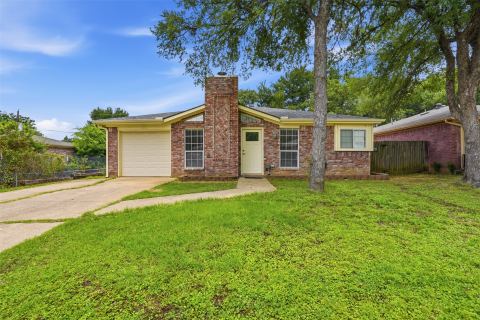 1122 Hidden Creek Drive, Mansfield, TX 76063 — photo 2