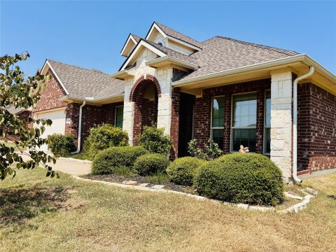 2229 Caroline Drive, Weatherford, TX 76087 — photo 3