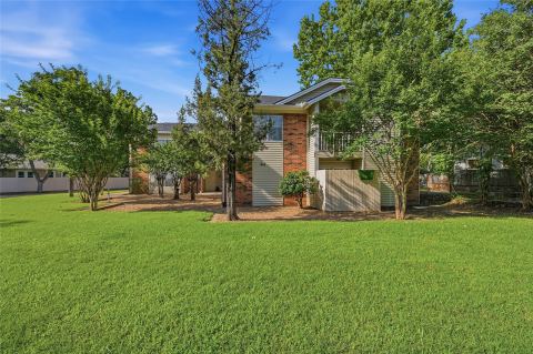 914 W Washington Street F, Sherman, TX 75092 — photo 2