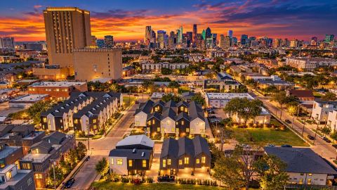 1504 Burlew Street 101, Dallas