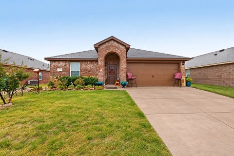 728 Meadow Creek Lane, Royse City