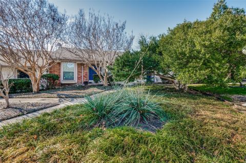 13702 FLAGSTONE Lane, Dallas, TX 75240 — photo 3