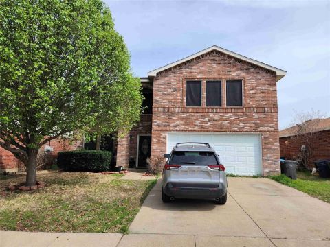 9132 Penny Lane, Fort Worth
