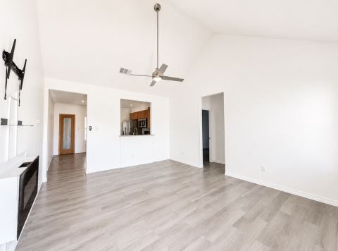 703 Perry Avenue, Waxahachie, TX 75165 — photo 2