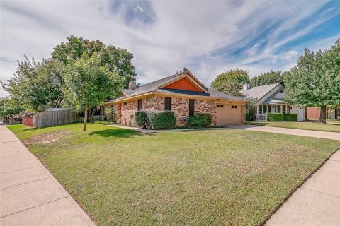 1440 Thistlewood Lane, Grapevine