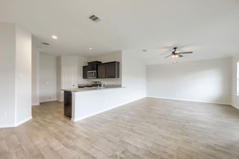 8053 Muddy Creek Drive, Fort Worth, TX 76131 — photo 3