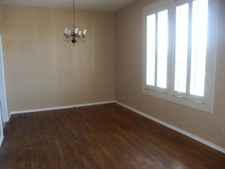 212 W Knox Street, Ennis, TX 75119 — photo 3
