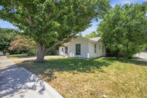 1662 Birch Street, Grand Prairie, TX 75050 — photo 3