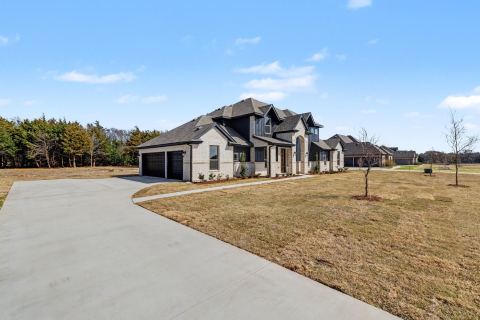 7041 Champion Road, Midlothian, TX 76065 — photo 3