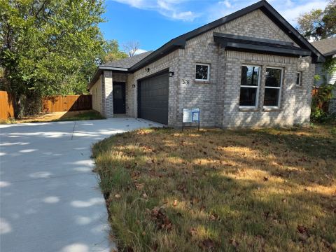 2638 Seevers Avenue, Dallas, TX 75216 — photo 2