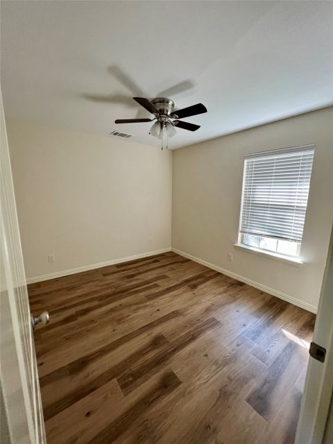 1528 N Broughton Street 1528, Sherman, TX 75090 — photo 2