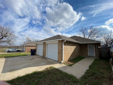 1816 Bessie Street, Fort Worth, TX 76104 — photo 2