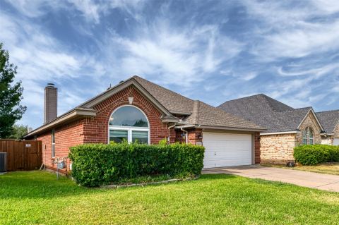 9094 Saranac Trail, Fort Worth, TX 76118 — photo 2