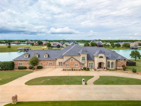 632 Calm Water Cove, Princeton