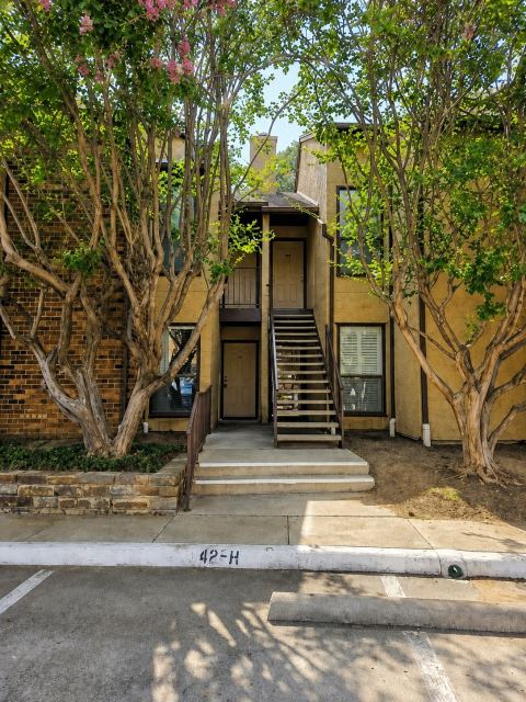 2106 Rainbow Drive 4212, Arlington