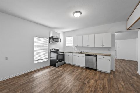708 W Day Street, Denison, TX 75020 — photo 2