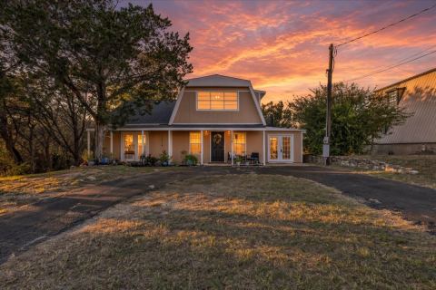 1106 Scenic Drive, Granbury