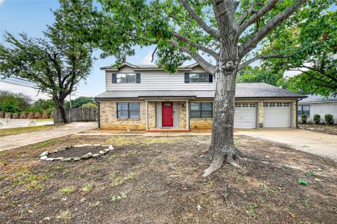 2024 Charleston Drive, Bedford