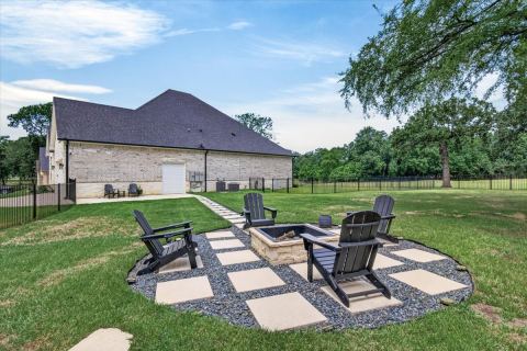 181 Colonial Drive, Mabank, TX 75156 — photo 3