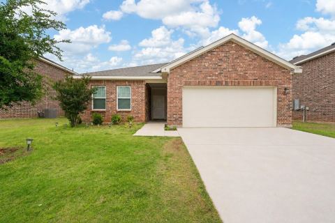 8 Glen Crossings Road, Edgecliff Village, TX 76134 — photo 3
