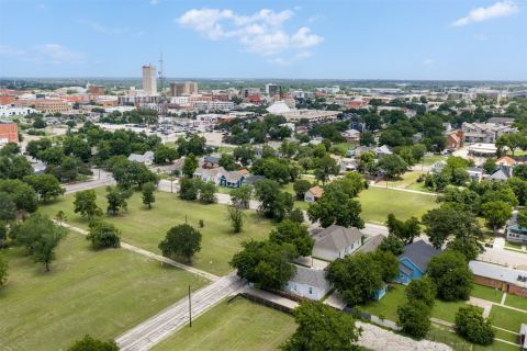 1012 Burnett Avenue, Waco, TX 76706 — photo 2