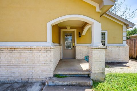 3732 E 1st Street, Fort Worth, TX 76111 — photo 2