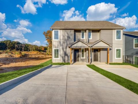 1017 Ray Drive, Denison