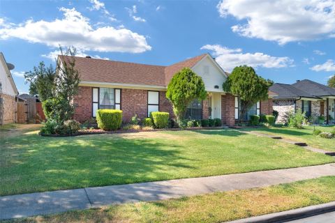 1002 Courtney Drive, Mesquite, TX 75150 — photo 2