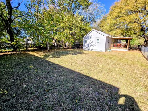 3807 Turquoise Trail, Granbury, TX 76048 — photo 2
